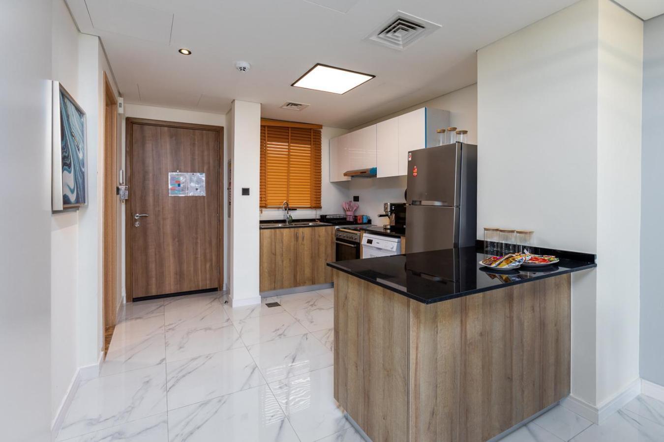 Family Friendly, 2br Townhouse In Rukan Community, Land - Allsopp & Allsopp Dubai