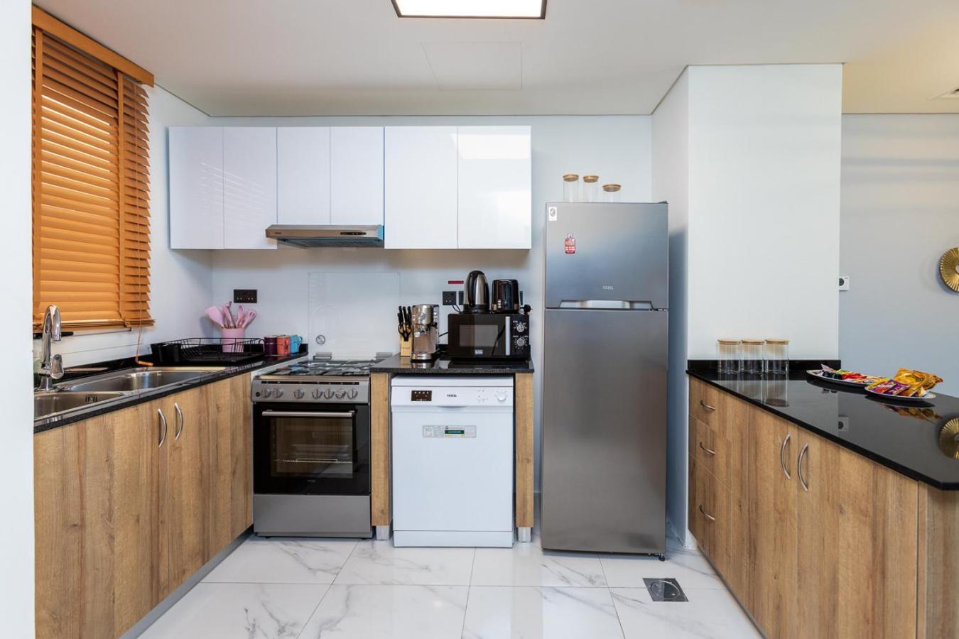 Family Friendly, 2br Townhouse In Rukan Community, Land - Allsopp & Allsopp * Dubai